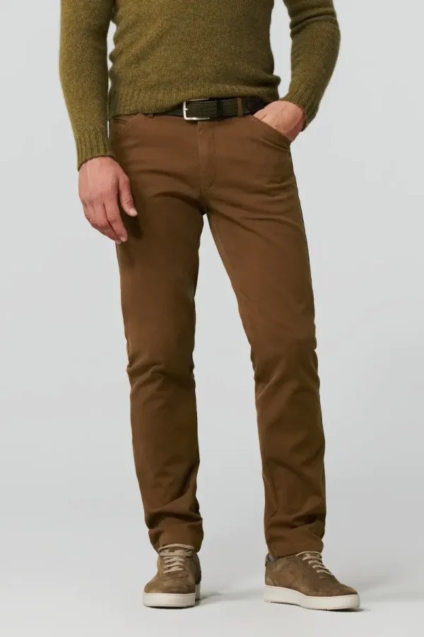 Meyer Chicago Caramel Chino